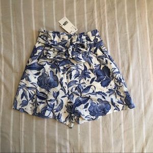 NWT High waisted tie linen shorts H&M